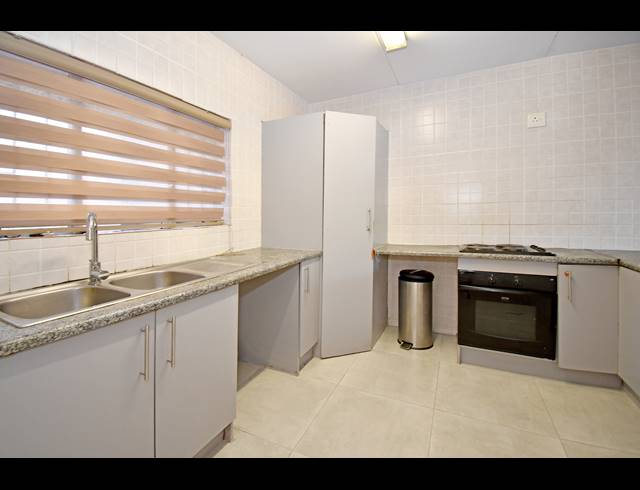 2 BEDROOM APARTMENT FOR SALE IN BLOUBOSRAND